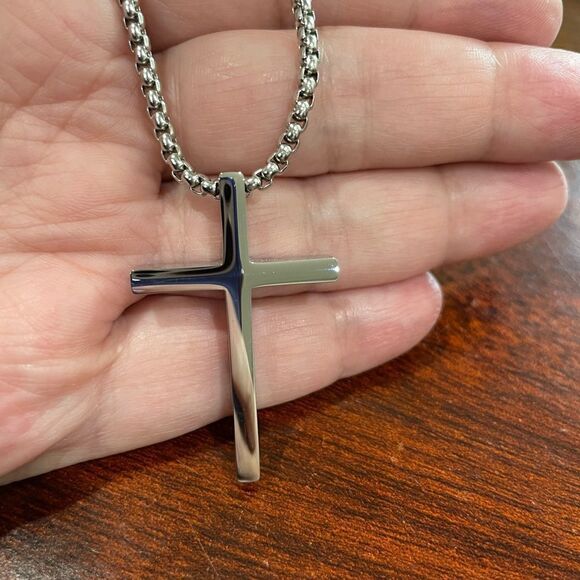 NEW Chunky Silver Cross Choker Necklace - Picture 5 of 9